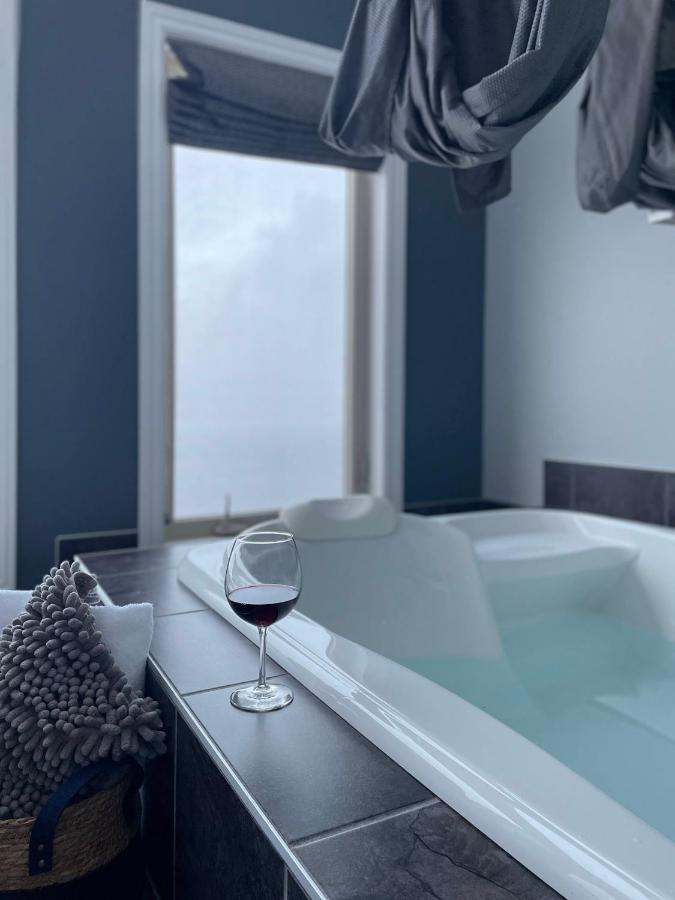 Coastal Lookout Suites Corner Brook Ngoại thất bức ảnh